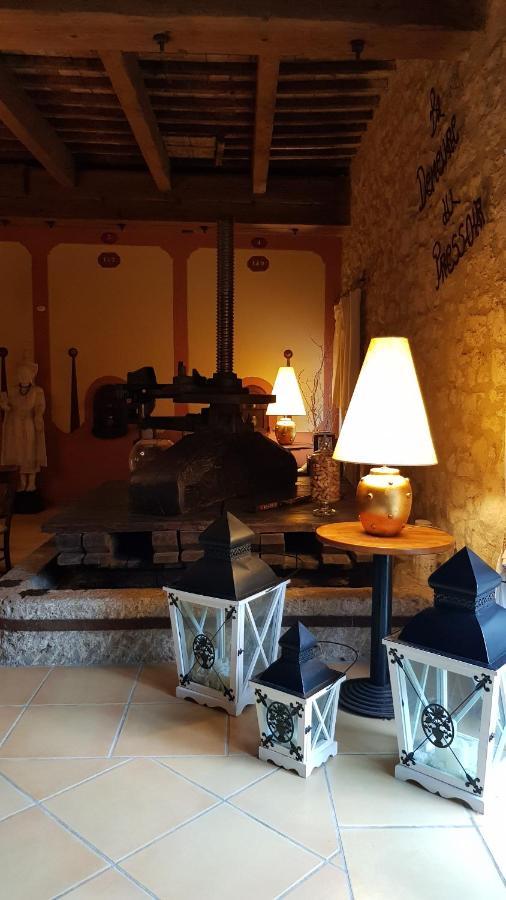 La Demeure Du Pressoir Bed and Breakfast Cuxac-dʼAude Eksteriør billede