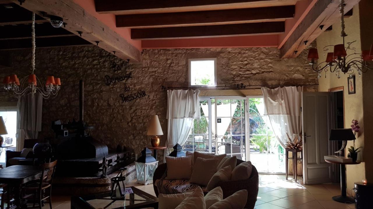 La Demeure Du Pressoir Bed and Breakfast Cuxac-dʼAude Eksteriør billede